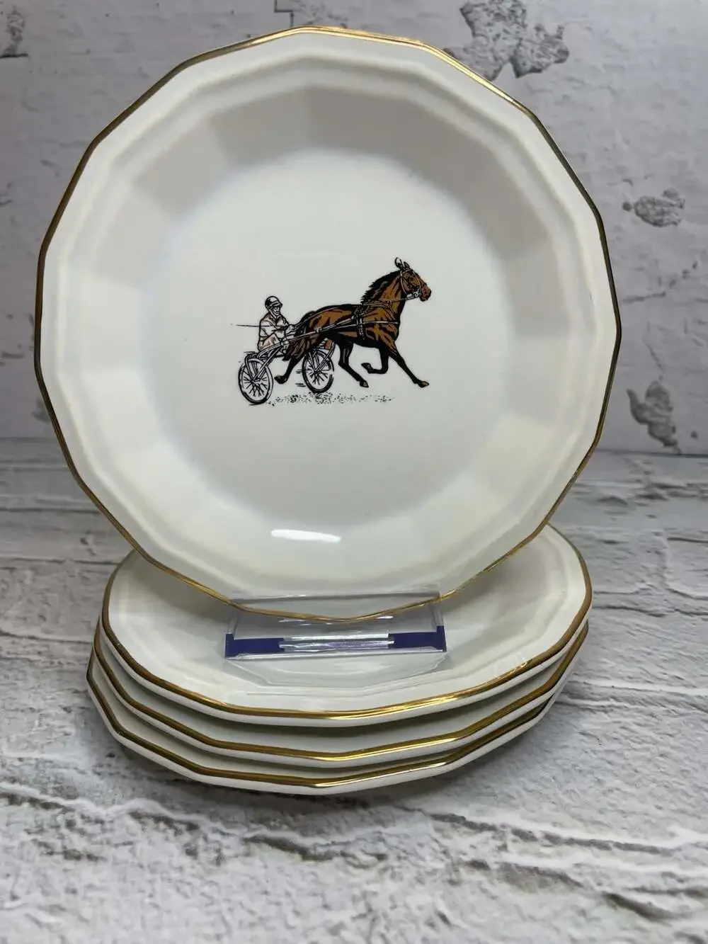 Vintage Villeroy & Boch Sports et Loisirs Octagonal Horse Racing Plate